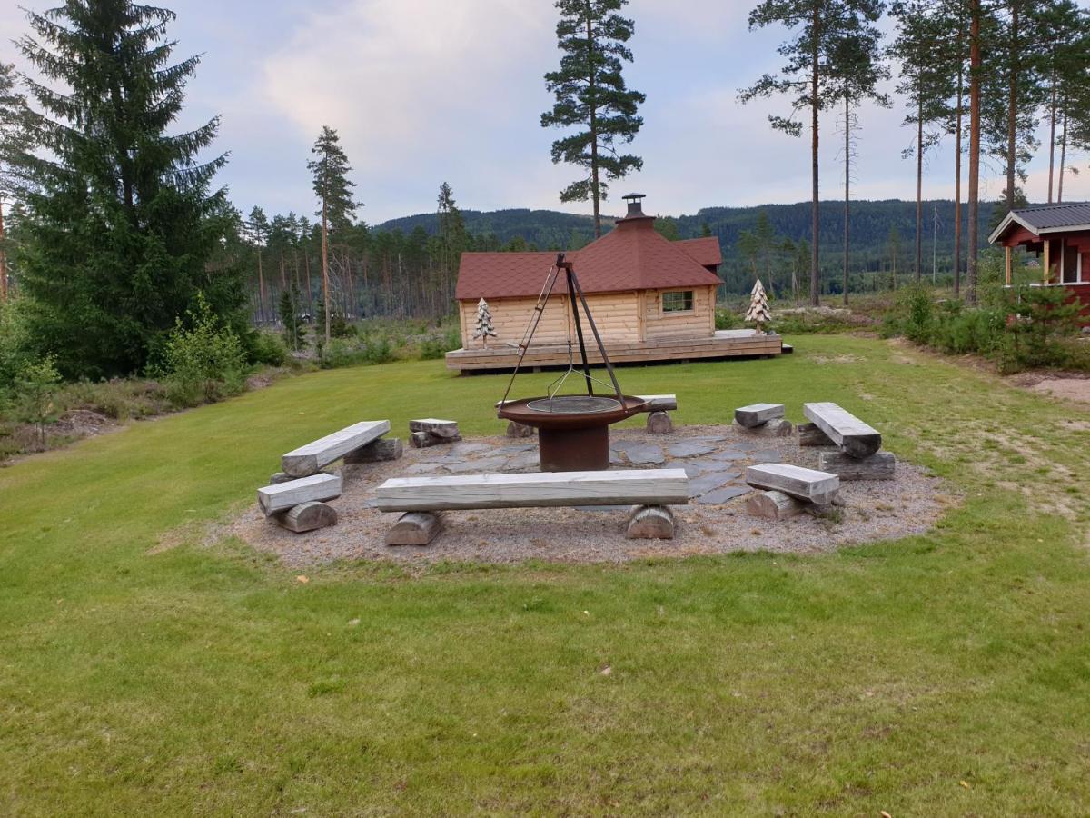 Sundbergsheden Stugby Villa Ambjorby ภายนอก รูปภาพ